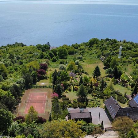 Dom Pod Roza Wiatrow: Tranquil Retreat Near Miedzyzdroje Villa Exterior photo