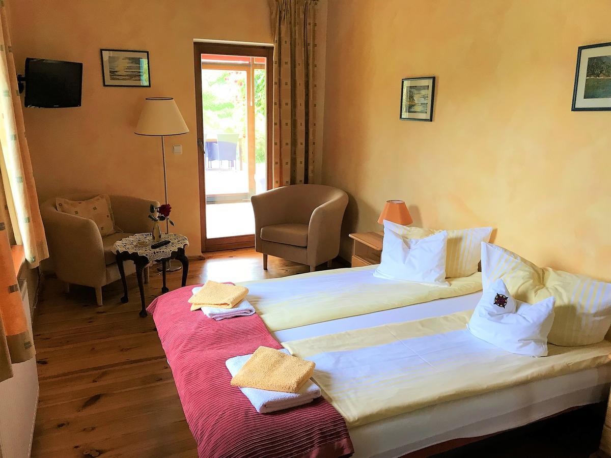 Dom Pod Roza Wiatrow: Tranquil Retreat Near Miedzyzdroje Villa Exterior photo